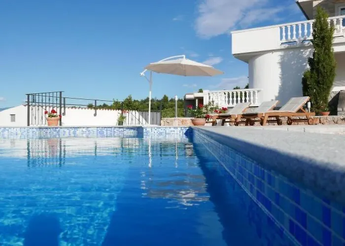 Visnja - Id 2106 By Interhome Apartman *