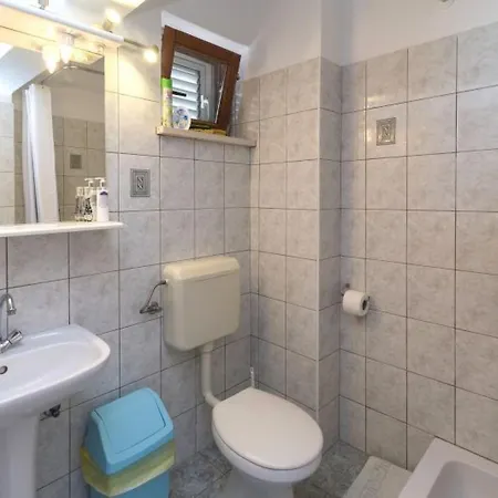 Visnja - Id 2106 By Interhome Apartment Vrbnik (Primorje-Gorski Kotar)